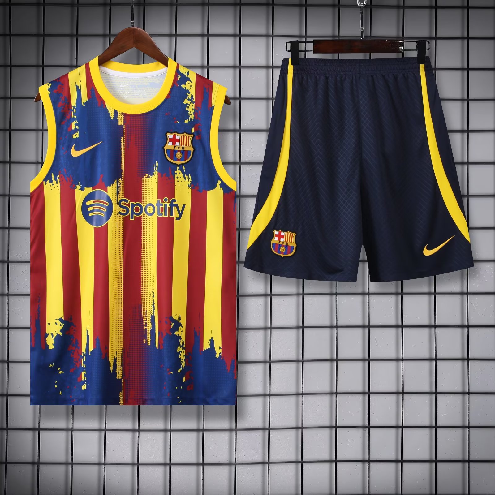 23-24 Barcelona Player Training Vest Set ( Vest + Shorts)